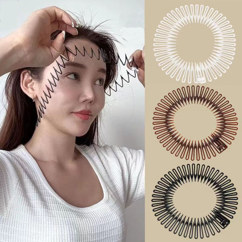 Travel Accessories Needed - Plastic Full Circle Stretch Flexible Comb