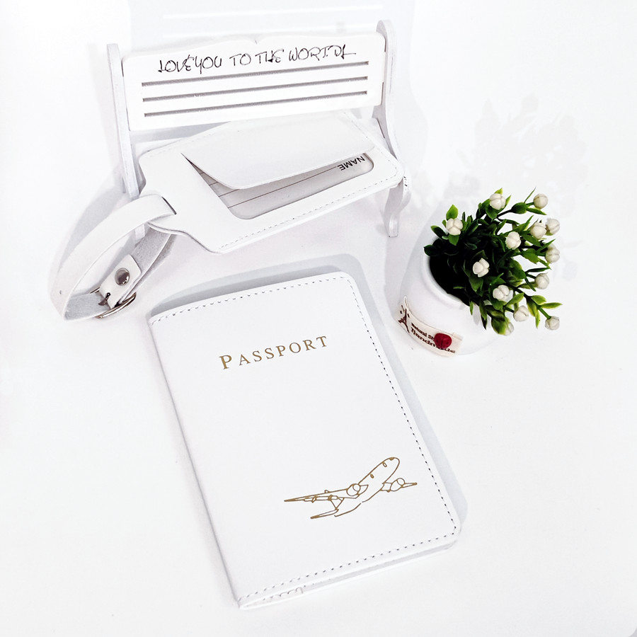 2PCS/Set Aircraft Passport Cov - огляд і ціна Qantas Travel Accessories