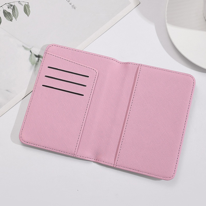 Hello Kitty Women Passport Cov - огляд і ціна Travel Accessories On Plane